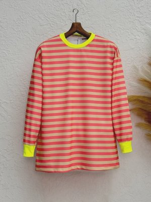 Turuncu Renkli Çizgili Yuvarlak Yaka Sweat Turuncu Renkli Çizgili Yuvarlak Yaka Sweat