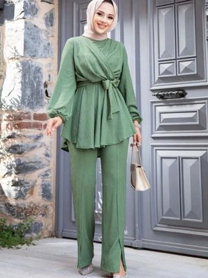 Haki V Çaprazlı Pantolonlu İkili Takım