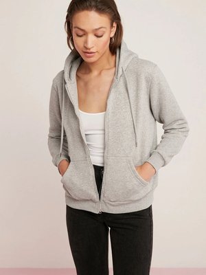 Gri Kapüşonlu Fermuarlı Üç İplik Polar Oversize Salaş Sweatshirt Gri Kapüşonlu Fermuarlı Üç İplik Polar Oversize Salaş Sweatshirt