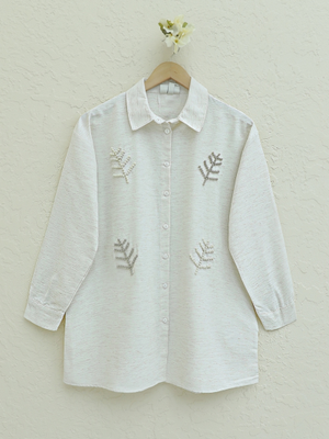 Taş Yaprak Motifli İncili Keten Gömlek