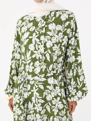 Yeşil Yarım Patlı Baskılı Viskoz Elbise