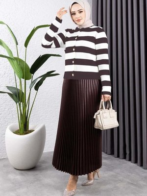 Kahverengi Uzun Deri Görünümlü Piliseli Etek