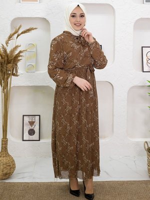 Kahverengi Çiçek Desenli Pileli Elbise Kahverengi Çiçek Desenli Pileli Elbise