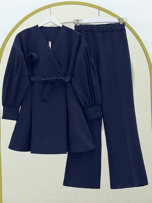 Laci Çapraz Yaka Gül Detaylı Kemerli İkili Takım