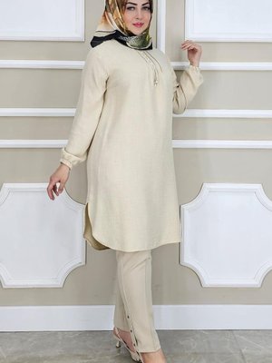 Taş Nervür Ve Detaylı Tunik Taş Nervür Ve Detaylı Tunik