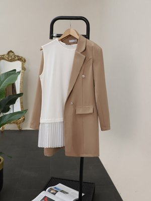 Ekru Eteği Tül Detaylı Pliseli Penye İçlik