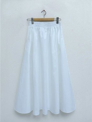 Beyaz Beli Lastikli Çift Cepli Poplin Kloş Etek