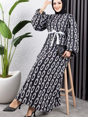 Siyah Zincir Desenli Elbise