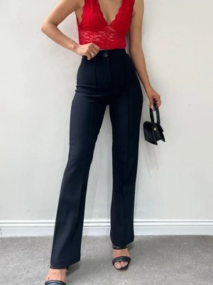 Siyah Rahat Kesim Önü Çımalı Likralı Bol Paça Pantolon Siyah Rahat Kesim Önü Çımalı Likralı Bol Paça Pantolon