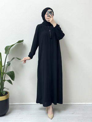 Siyah Fermuarı Püskül Detaylı Vatkalı Kap