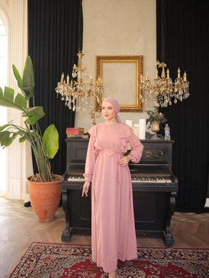 Pudra Omuz Volanlı Elbise