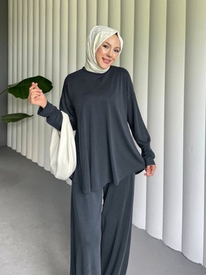 Antrasit Yuvarlak Yaka Oval Kesim Cepli Pantolonlu Osyho Takım
