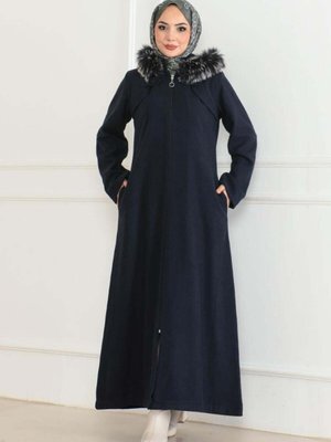 Lacivert Kapüşonu Kürklü Kaşe Kaban Lacivert Kapüşonu Kürklü Kaşe Kaban