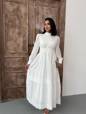 Beyaz Hakim Yaka Dantel Detaylı Astarlı Elbise