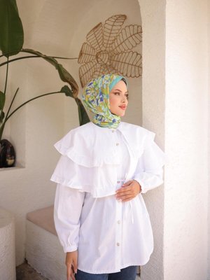 Beyaz Çift Pelerinli Beli Bağlamalı Tunik Beyaz Çift Pelerinli Beli Bağlamalı Tunik