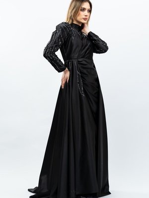 Siyah Taş Detaylı Saten Abiye Elbise Siyah Taş Detaylı Saten Abiye Elbise