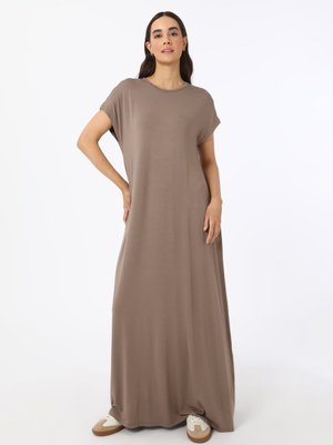 Vizon Kısa Kollu Viskon Elbise Vizon Kısa Kollu Viskon Elbise