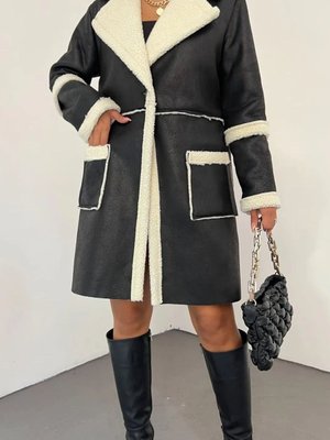 Siyah Tek Düğmeli İçi Kürklü Suni Deri Kaban Siyah Tek Düğmeli İçi Kürklü Suni Deri Kaban