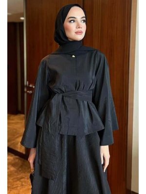 Siyah Gold Düğmeli Etekli Takım