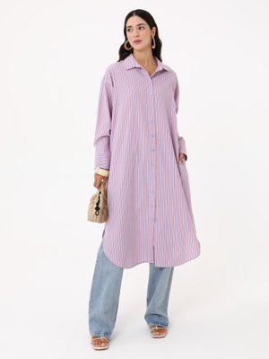 Pamuklu Poplin Oversize Gömlek Tunik Mavi Çizgili Pamuklu Poplin Oversize Gömlek Tunik Mavi Çizgili