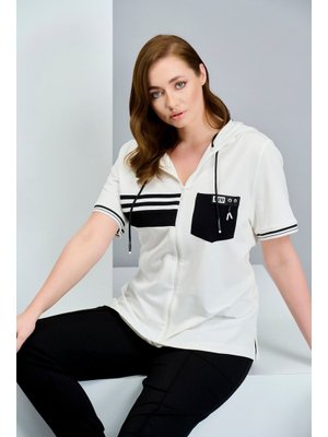 Beyaz Büyük Beden Kapüşonlu Kısa Kollu Gömlek Beyaz Büyük Beden Kapüşonlu Kısa Kollu Gömlek