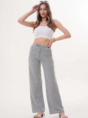 Siyah Beyaz Beli Bağcıklı Çizgili Pantolon