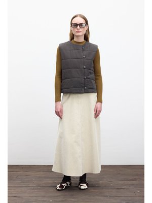 Antrasit Kapitone Kısa Fit Yelek