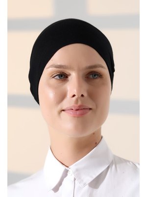 Lastikli Dikişsiz Kaymaz Silikonlu Bağlamalı Bone Siyah Lastikli Dikişsiz Kaymaz Silikonlu Bağlamalı Bone Siyah