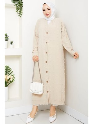 Bej V Yaka Ponpon Detaylı Düğmeli Kap Bej V Yaka Ponpon Detaylı Düğmeli Kap