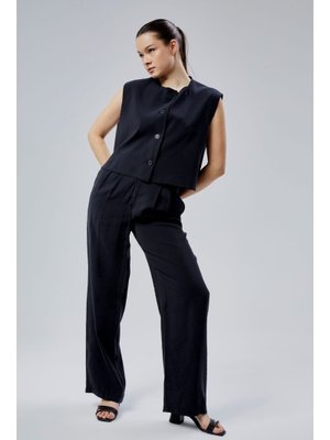 Siyah Rahat Kesim Dokuma Pantolon