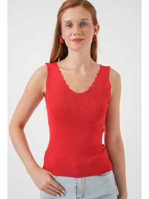 Kırmızı Zikzaklı V Yaka Bluz Kırmızı Zikzaklı V Yaka Bluz