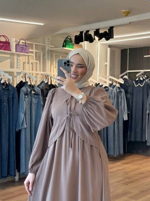 Kahverengi Önden Kurdale Bağlamalı İnce Modal Kumaş Elbise