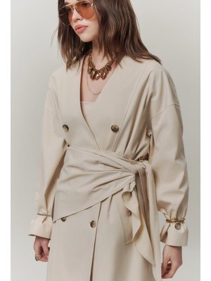 Krem Şal Detaylı Tasarım Trençkot Krem Şal Detaylı Tasarım Trençkot