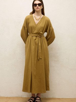 Pamuklu Kruvaze Elbise Toprak Pamuklu Kruvaze Elbise Toprak