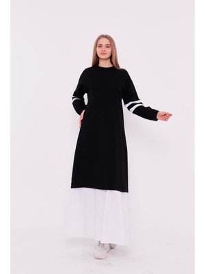 Siyah Gupse Kolları Şeritli Eteği Detaylı Spor Elbise Siyah Gupse Kolları Şeritli Eteği Detaylı Spor Elbise