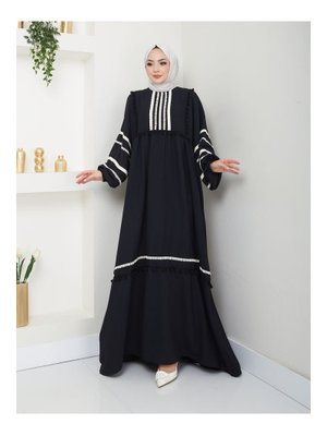Siyah Şerit İşlemeli Geniş Elbise