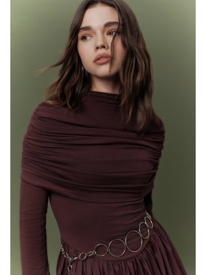 Bordo Geniş Etekli Uzun Elbise Bordo Geniş Etekli Uzun Elbise