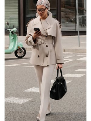 Kruvaze Kesim Kısa Trençkot Kum Kruvaze Kesim Kısa Trençkot Kum