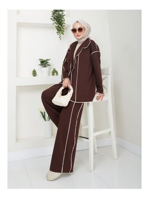 Lacivert Biyeli Scuba Kumaş Ceketli Pantolonlu Takım Lacivert Biyeli Scuba Kumaş Ceketli Pantolonlu Takım