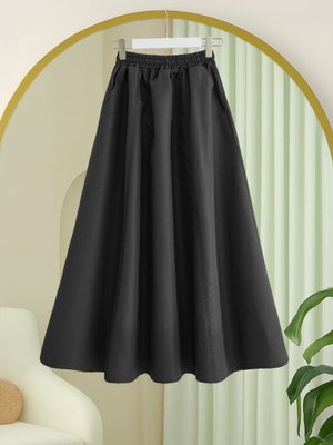 Siyah Beli Lastikli Cepli Paraşüt Etek Siyah Beli Lastikli Cepli Paraşüt Etek