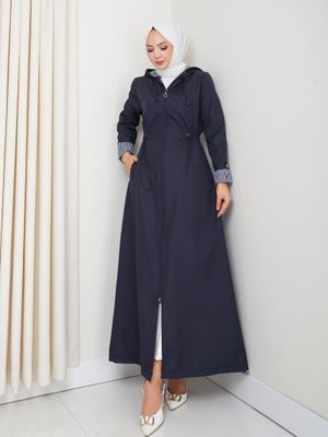 Kapüşonlu Çizgi Detaylı Lacivert Bondit Kap