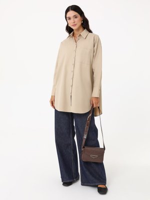 Cep Detaylı Arkası Uzun Poplin Tunik Acik Vizon Cep Detaylı Arkası Uzun Poplin Tunik Acik Vizon