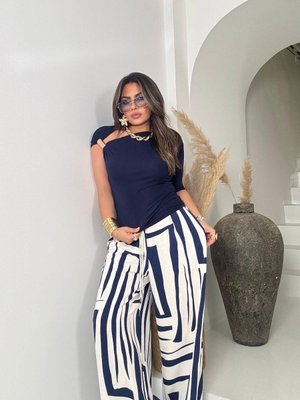 Lacivert Ekru Dokulu Viskon Palazzo Pantolon Lacivert Ekru Dokulu Viskon Palazzo Pantolon