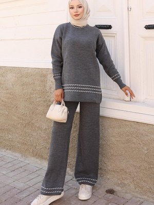 Gri Şerit Detaylı Triko İkili Takım