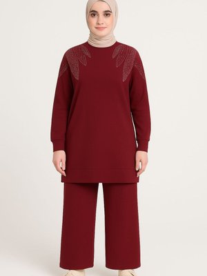 Bordo Zarif Taş Detaylı Tunik Pantolon İkili Takım Bordo Zarif Taş Detaylı Tunik Pantolon İkili Takım
