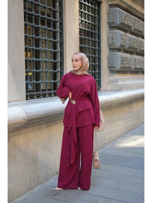 Bordo Kemer Detay Takım Bordo Kemer Detay Takım