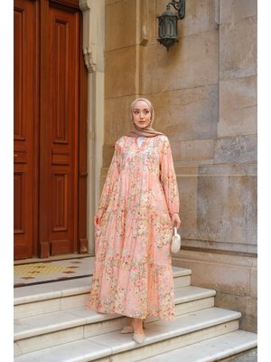 Somon Çiçek Desenli Elbise Somon Çiçek Desenli Elbise