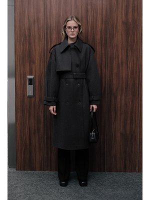 Antrasit Apolet Detaylı Kaşe Kaban