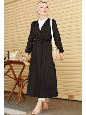 Siyah Belden Bağlamalı Hırka