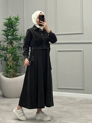 Siyah Yanları Bağlamalı Yelekli Kot Elbise